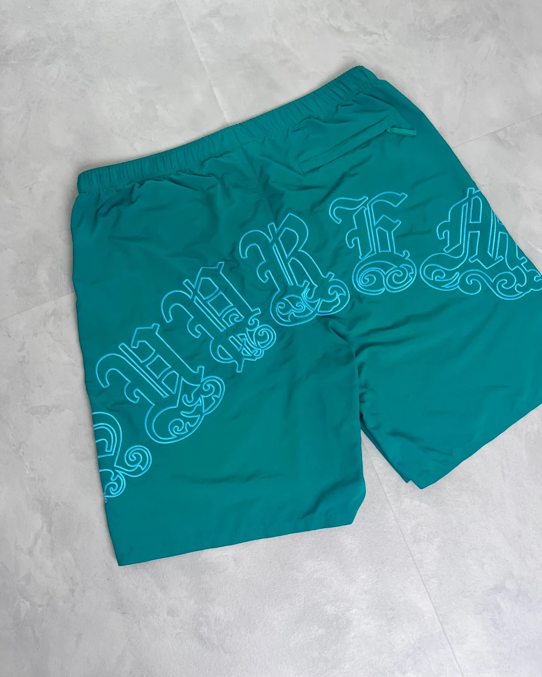 Supreme Old English Nylon Shorts – L