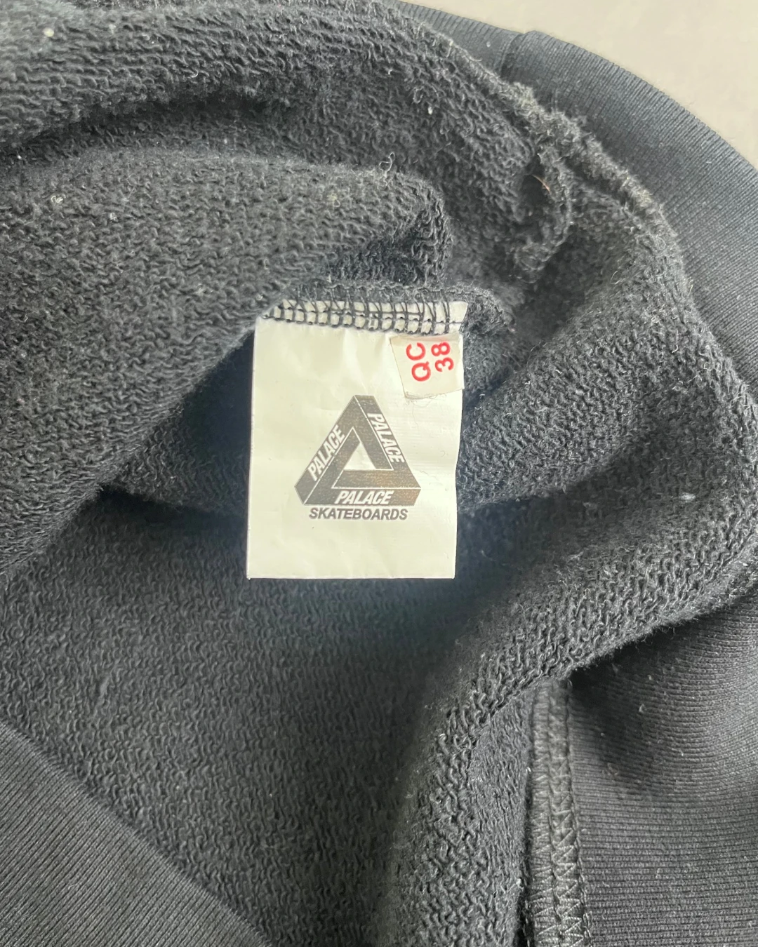 Palace ‘If You Ain’t There’ Crewneck black – M