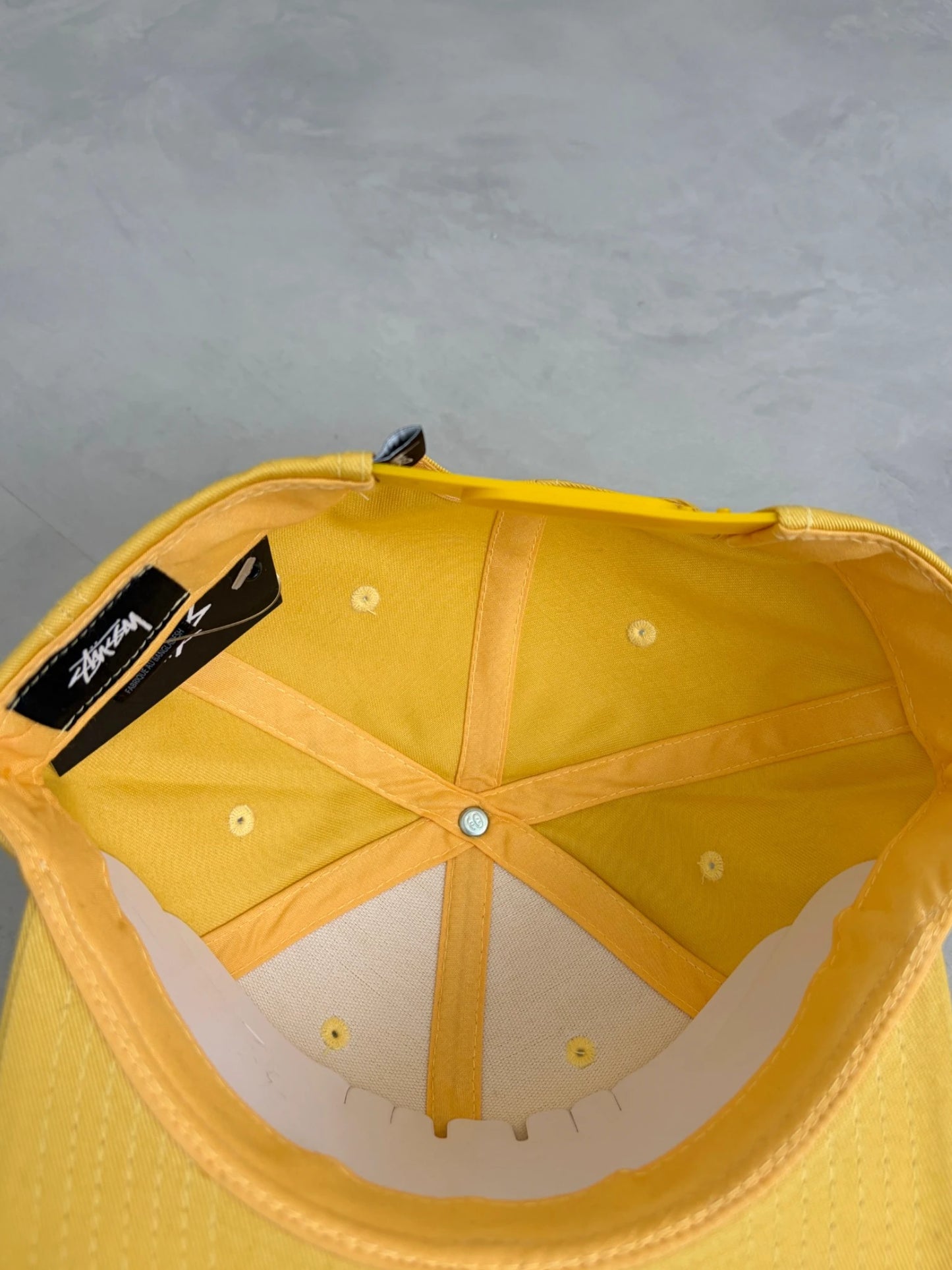 Stussy Classic Logo Snapback yellow