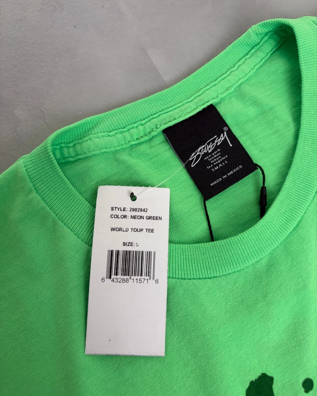 Stussy World Tour T-shirt neon green - S