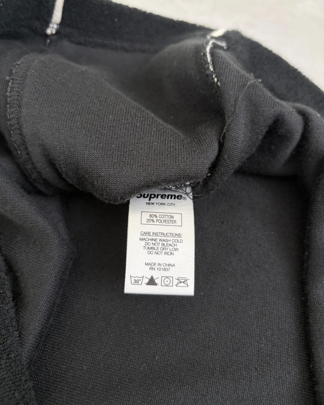 Supreme Towel Jersey – L