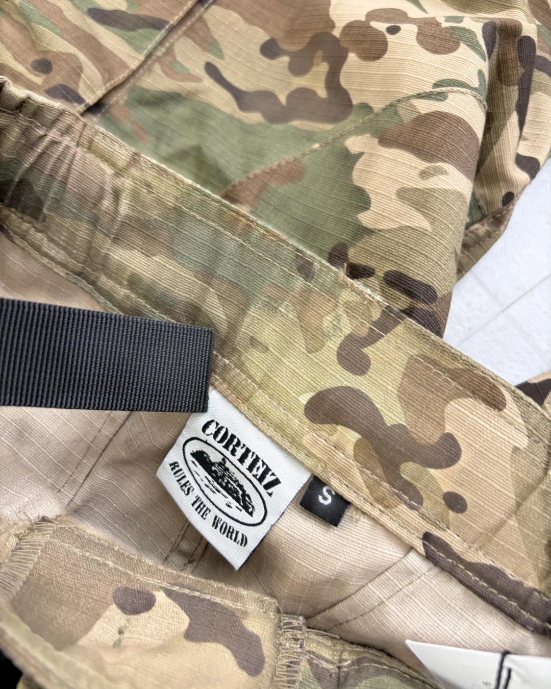 Corteiz Dutty Camo Alcatraz Cargos – S