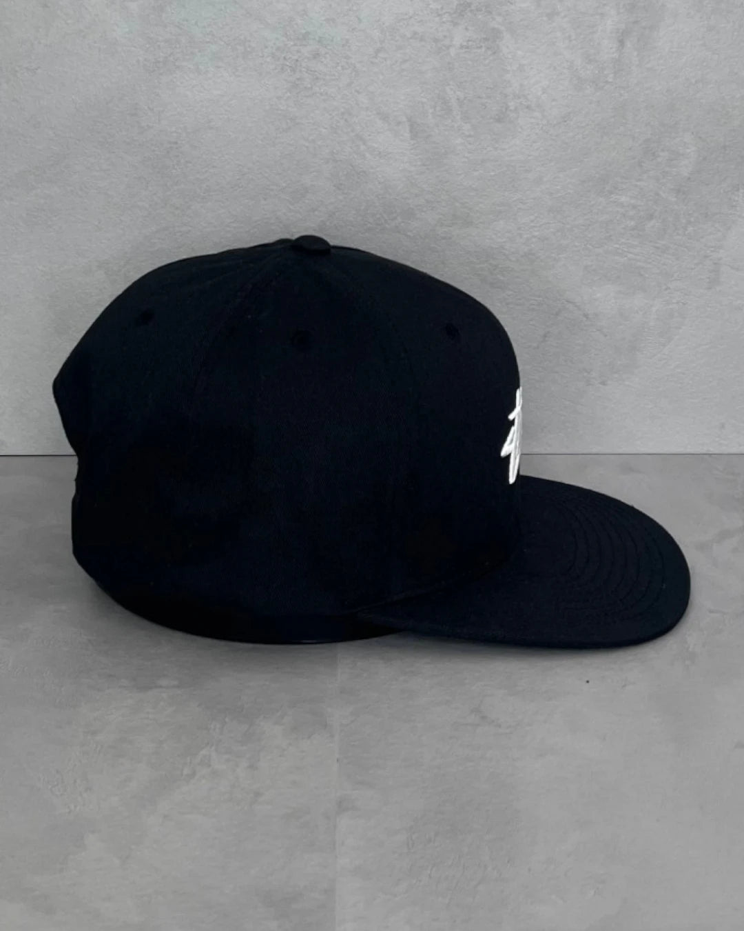 Stussy Classic Logo Snapback black