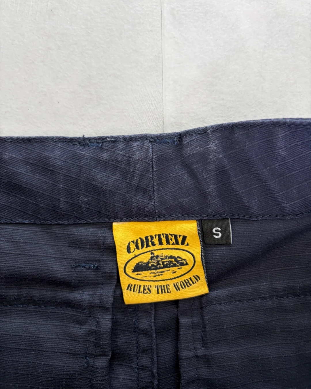 Corteiz Alcatraz Cargo Shorts navy – S