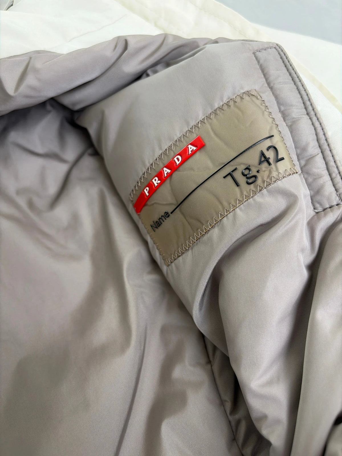 PRADA SPORT 90S JACKET WHITE - M