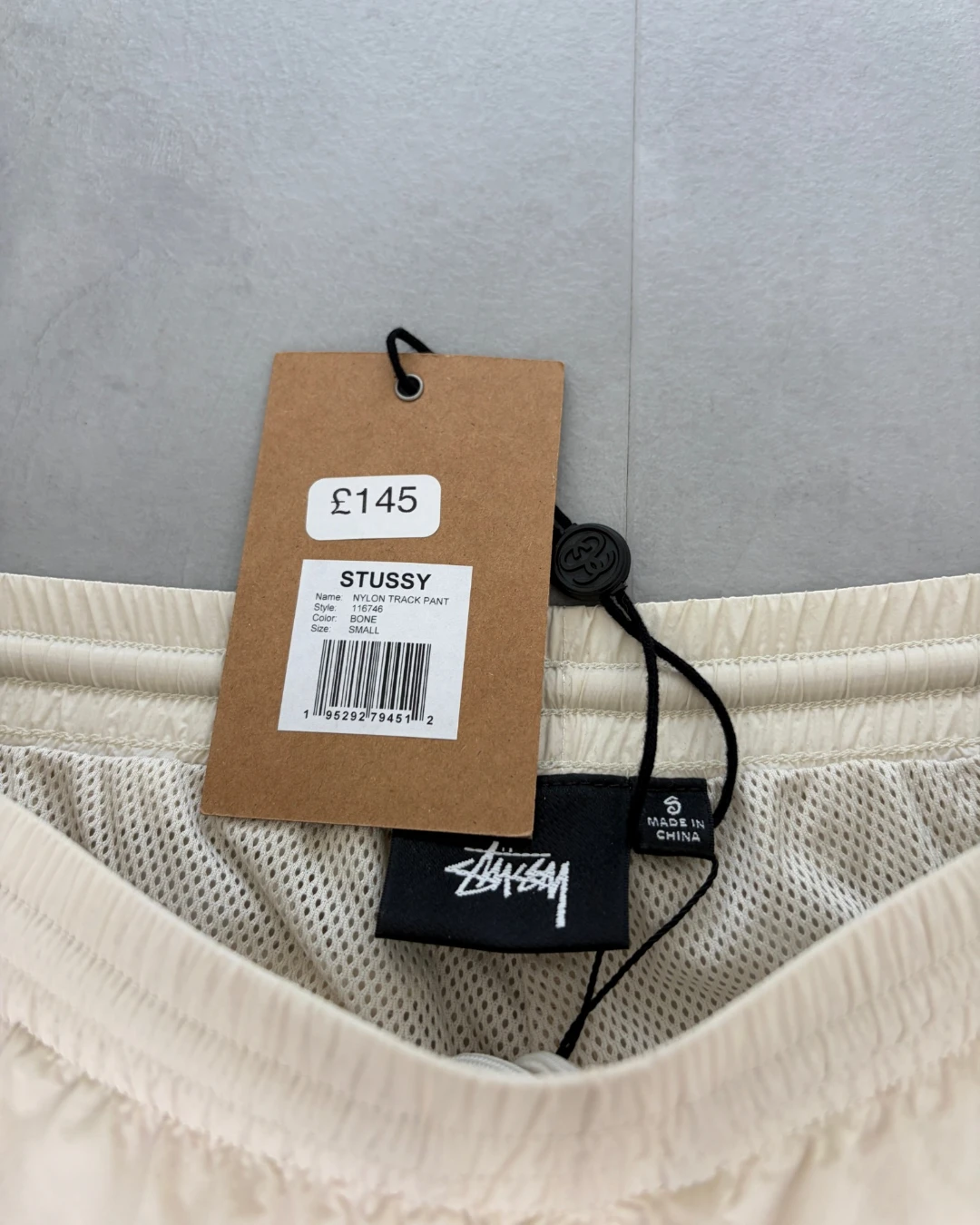 Stussy Nylon Track Pants bone – (NEW) / S