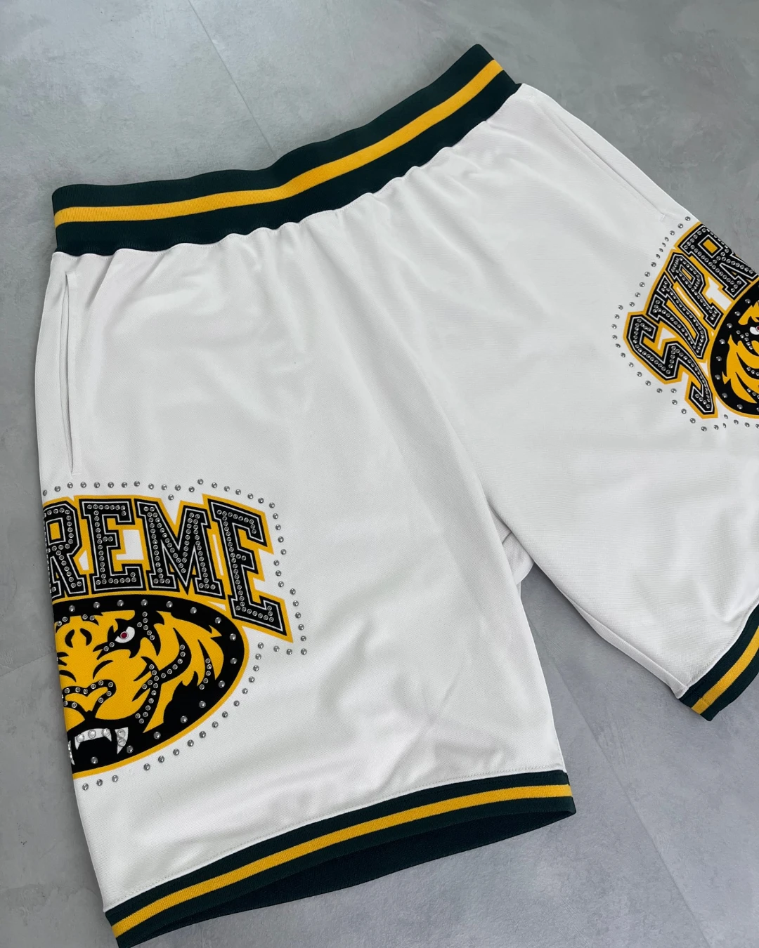 Supreme Tiger Logo Studded Rhinestone Basketball Shorts white – S