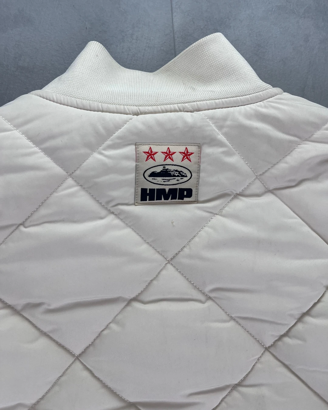 Corteiz HMP Quilted Bomber Off-White – (GRADE A) / L