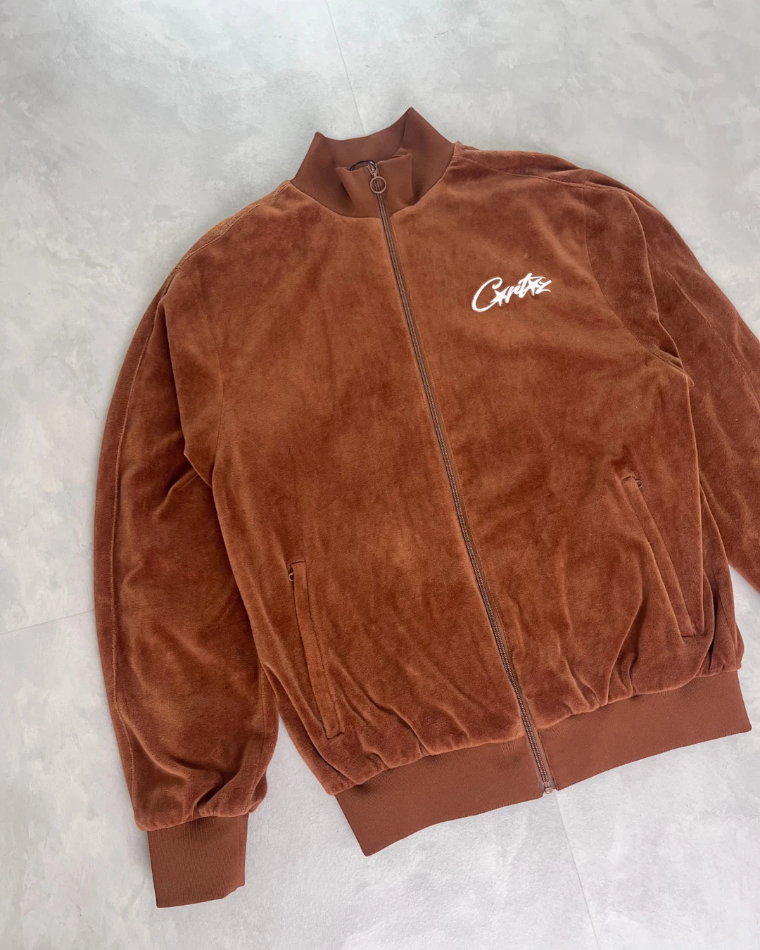 Corteiz Vvs Velour Tracksuit Full Set brown – (GRADE A) / L / M