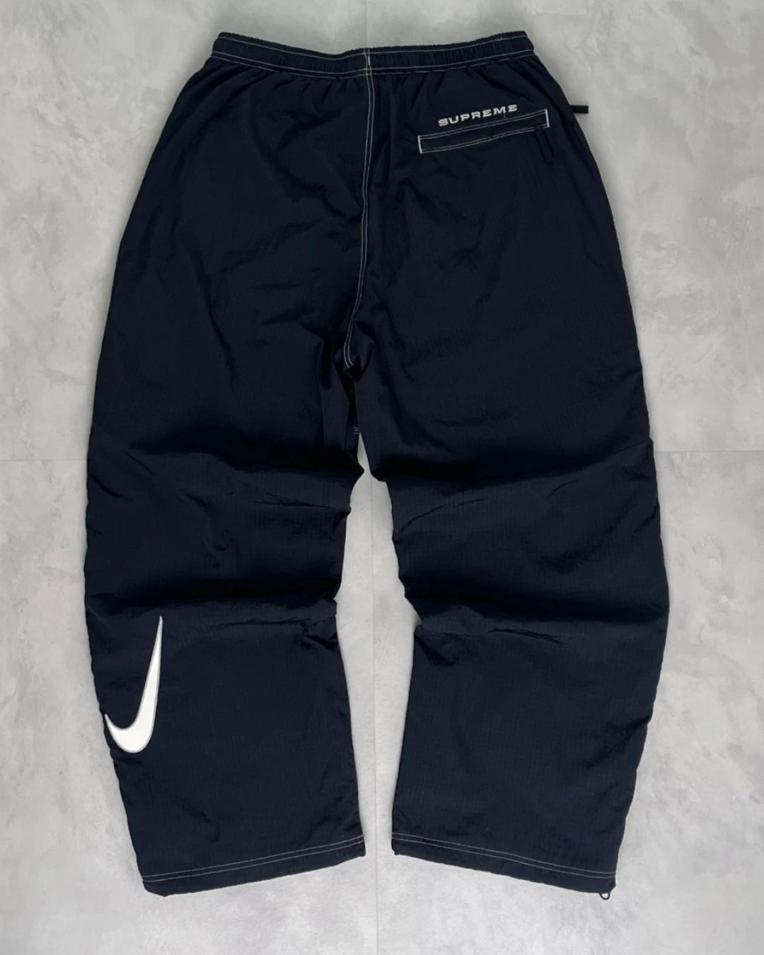 Supreme X Nike Rips Top Pullover Fullset Tracksuit – (GRADE A) / L