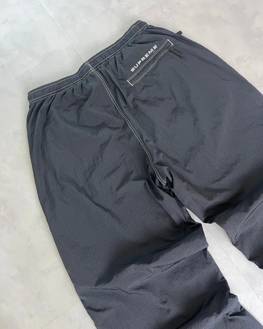 Supreme X Nike Rips Top Pullover Fullset Tracksuit – (GRADE A) / L