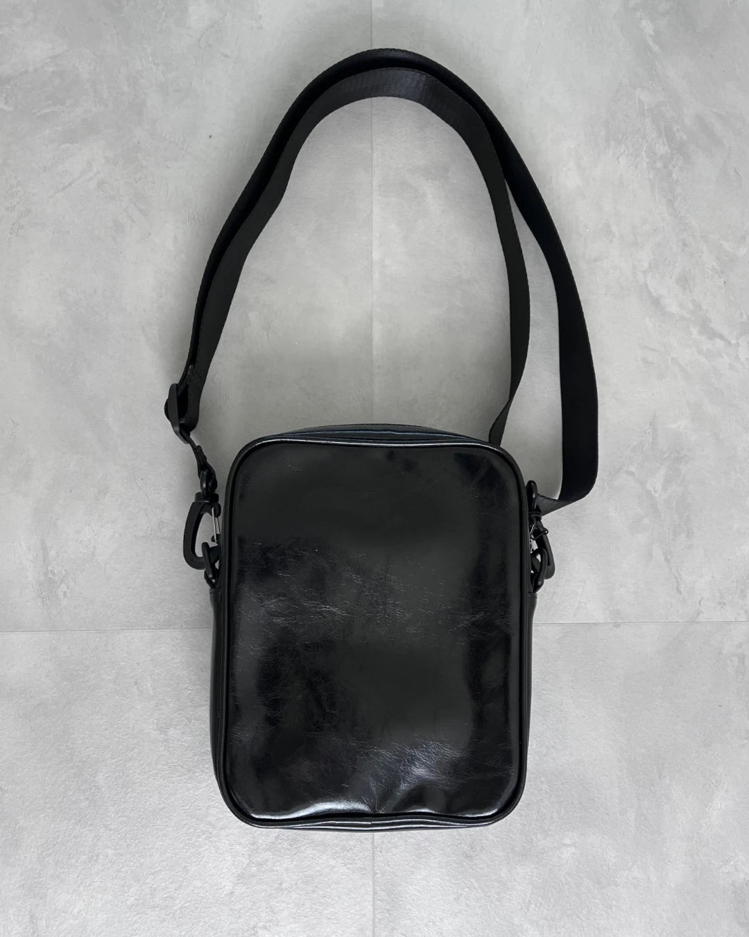 Corvidae Side Bag black – OS