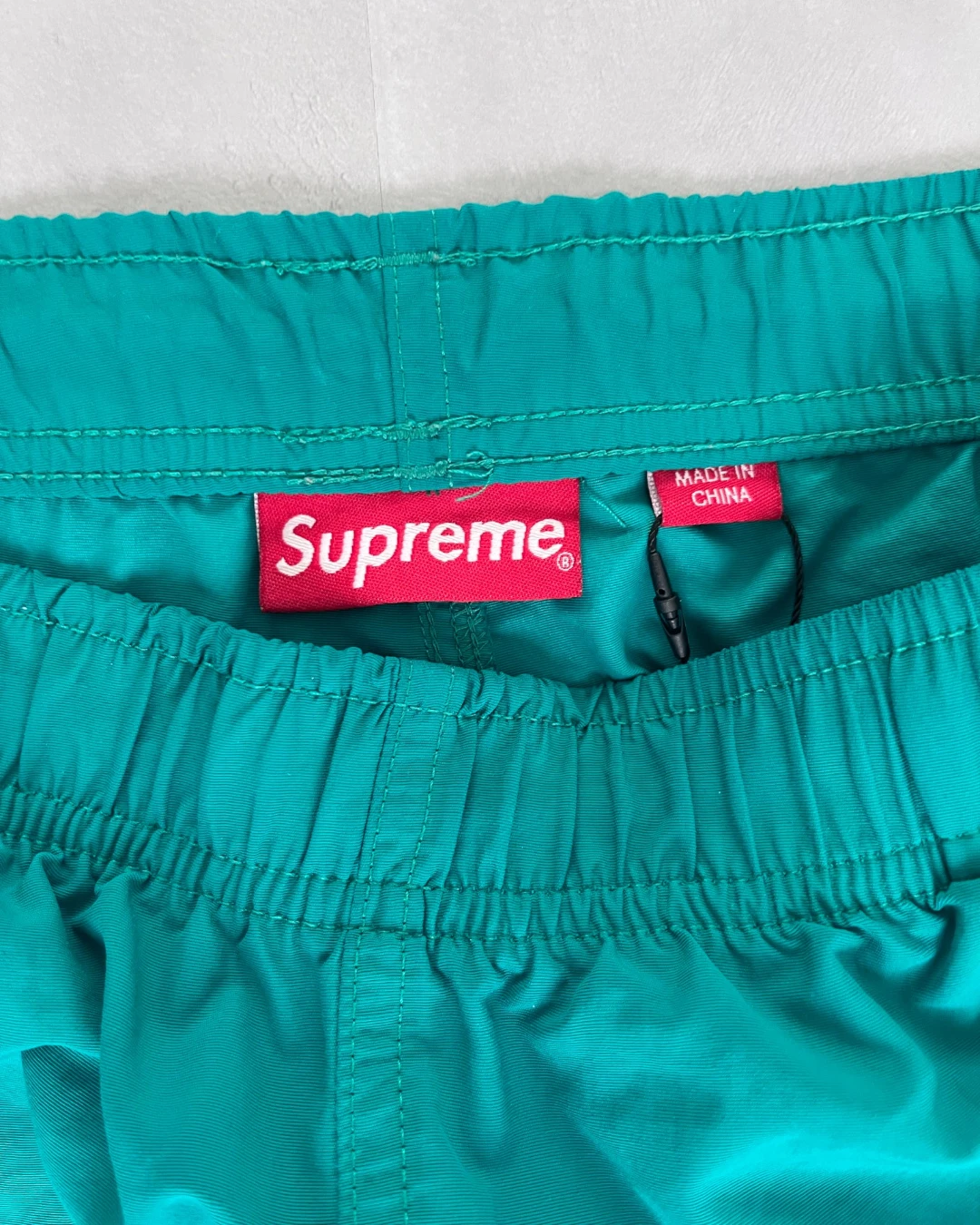 Supreme Old English Nylon Shorts – L