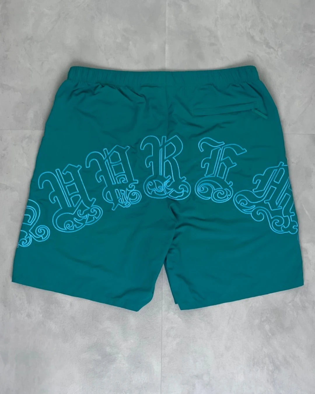 Supreme Old English Nylon Shorts – L