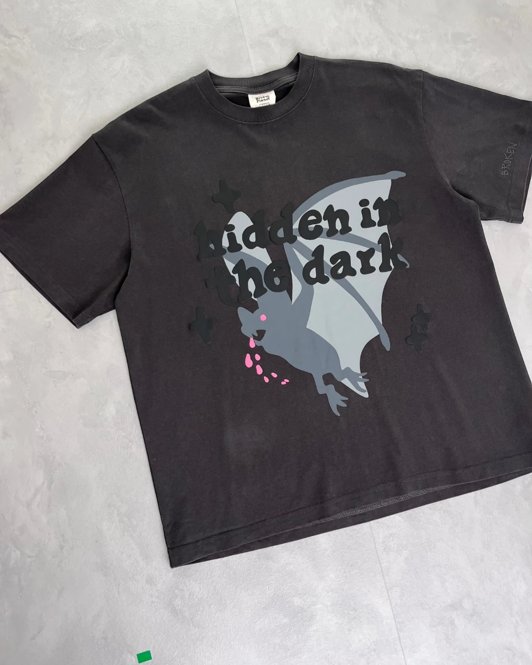 Broken Planet Hidden In The Dark T-Shirt faded black – M