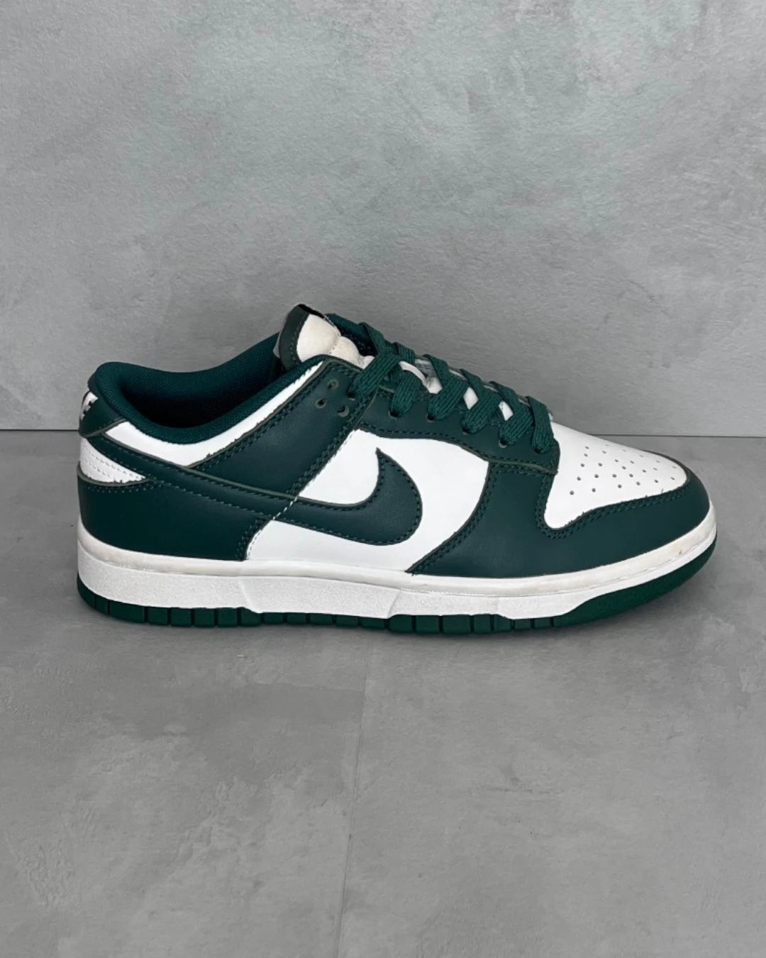 Nike Dunk Low Michigan State (2021) - (NEW) / UK4