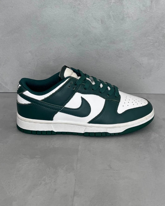 Nike Dunk Low Michigan State (2021) - (NEW) / UK4