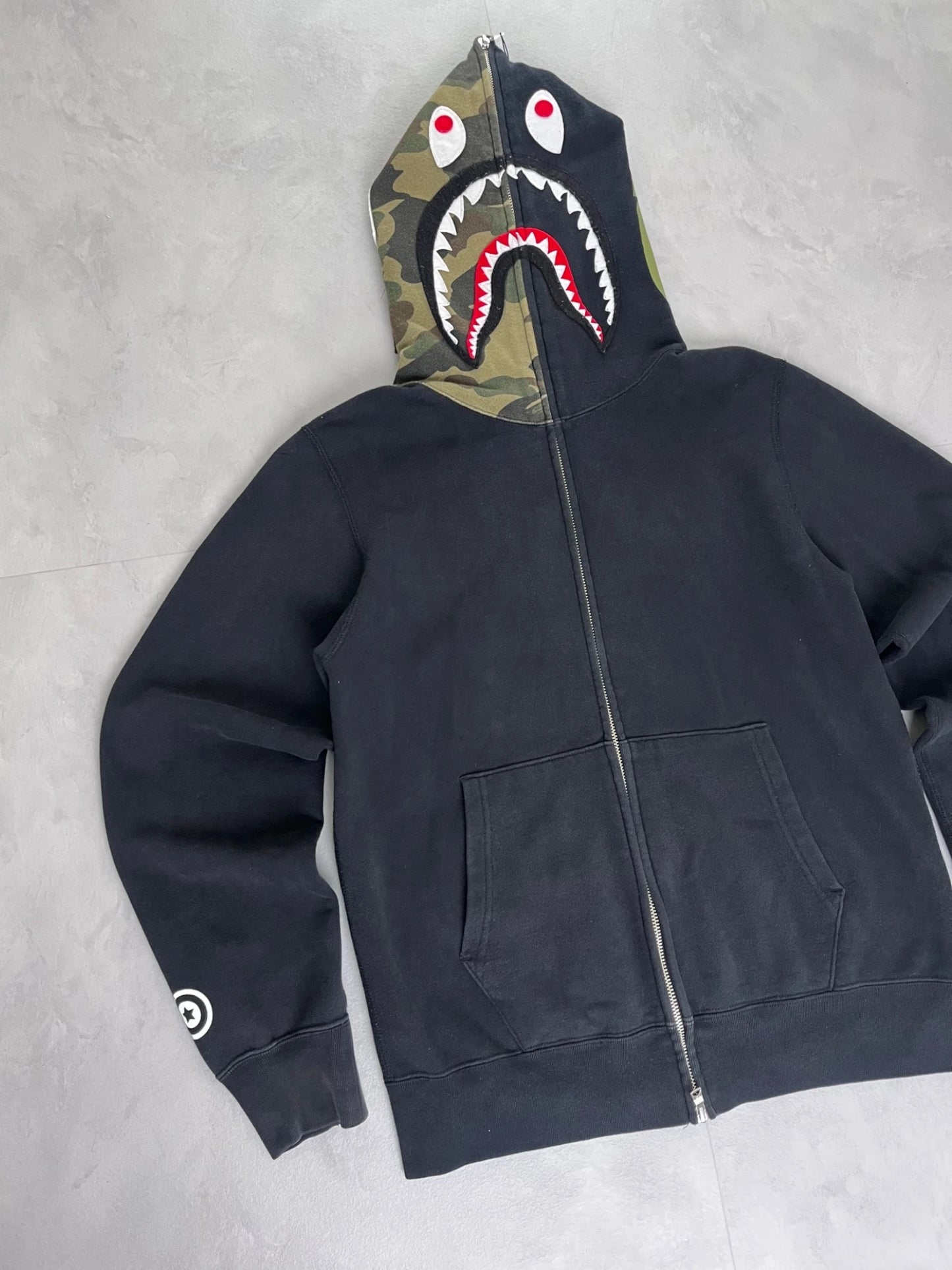 Bape Double Hooded Shark Zip Up Hoodie black / green camo - M