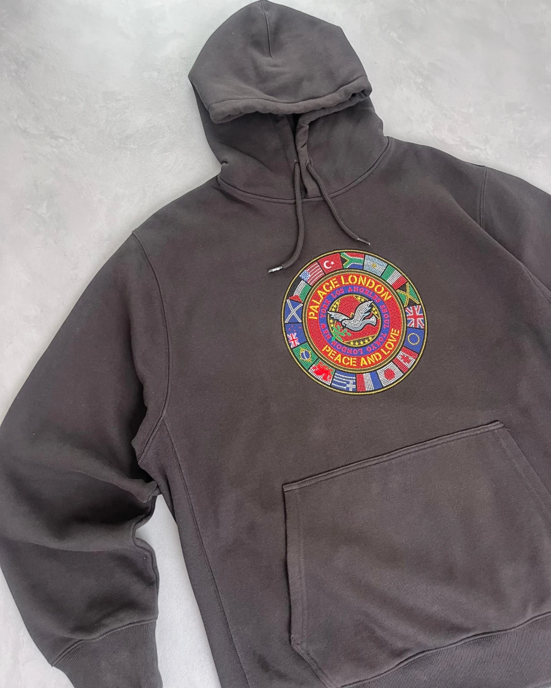 Palace Peace And Love Embroidery Hoodie black – XL