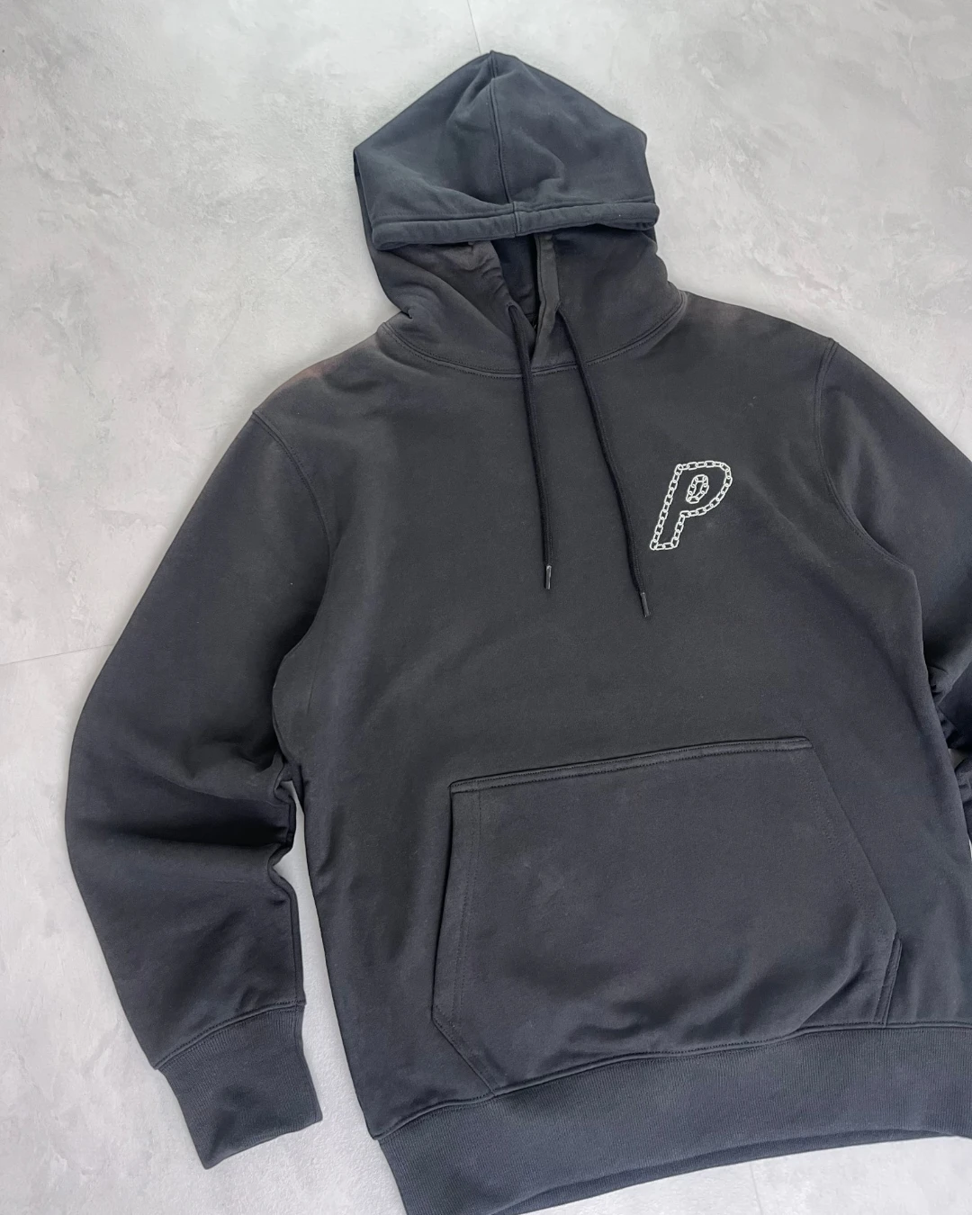 Palace P Link black hoodie – S