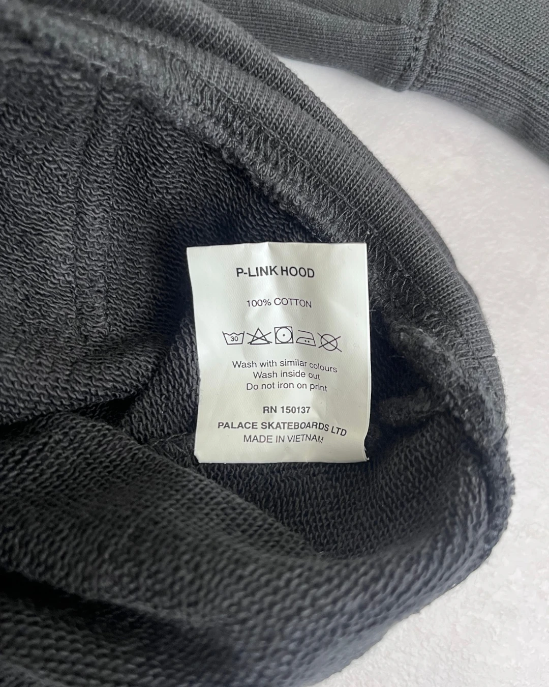 Palace P Link black hoodie – S