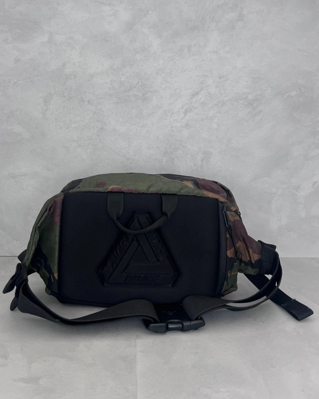 Palace Woodland Camo Side Bag – OS