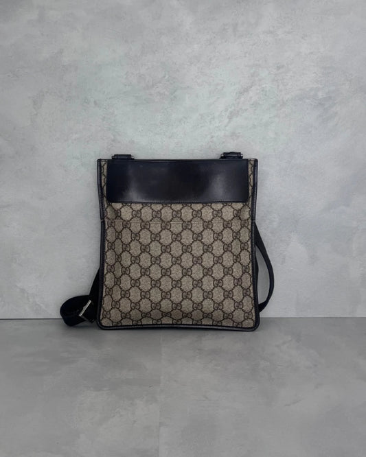 Gucci GG Supreme Canvas Messenger Bag – OS