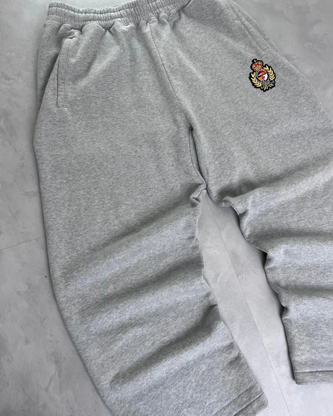 Corteiz Royal Crest Joggers grey – XL