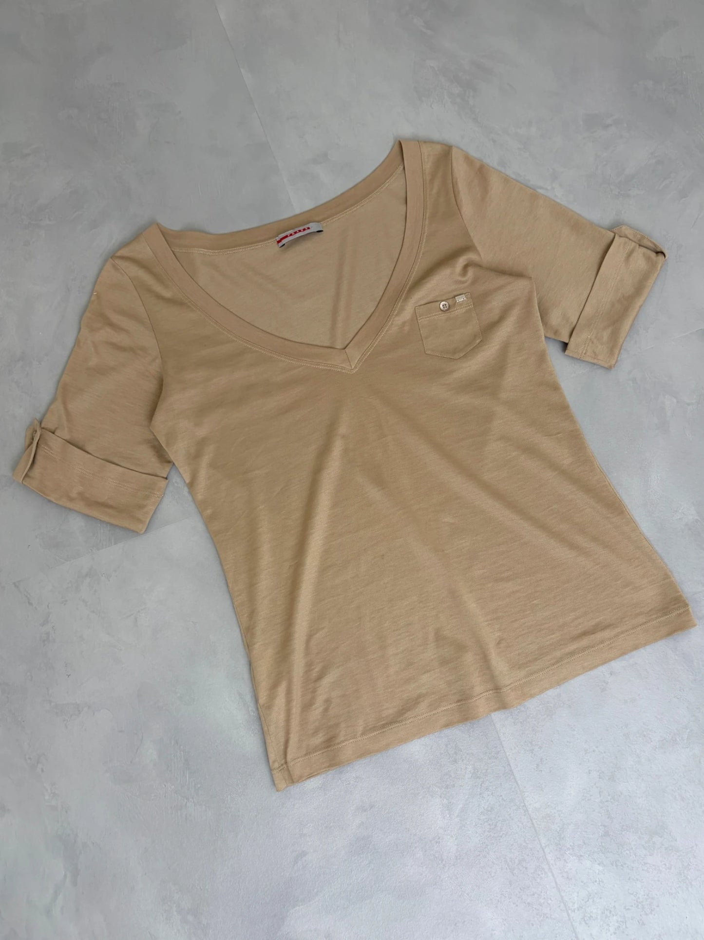 Prada Women’s T-Shirt 2006 beige – (GRADE A) / 8