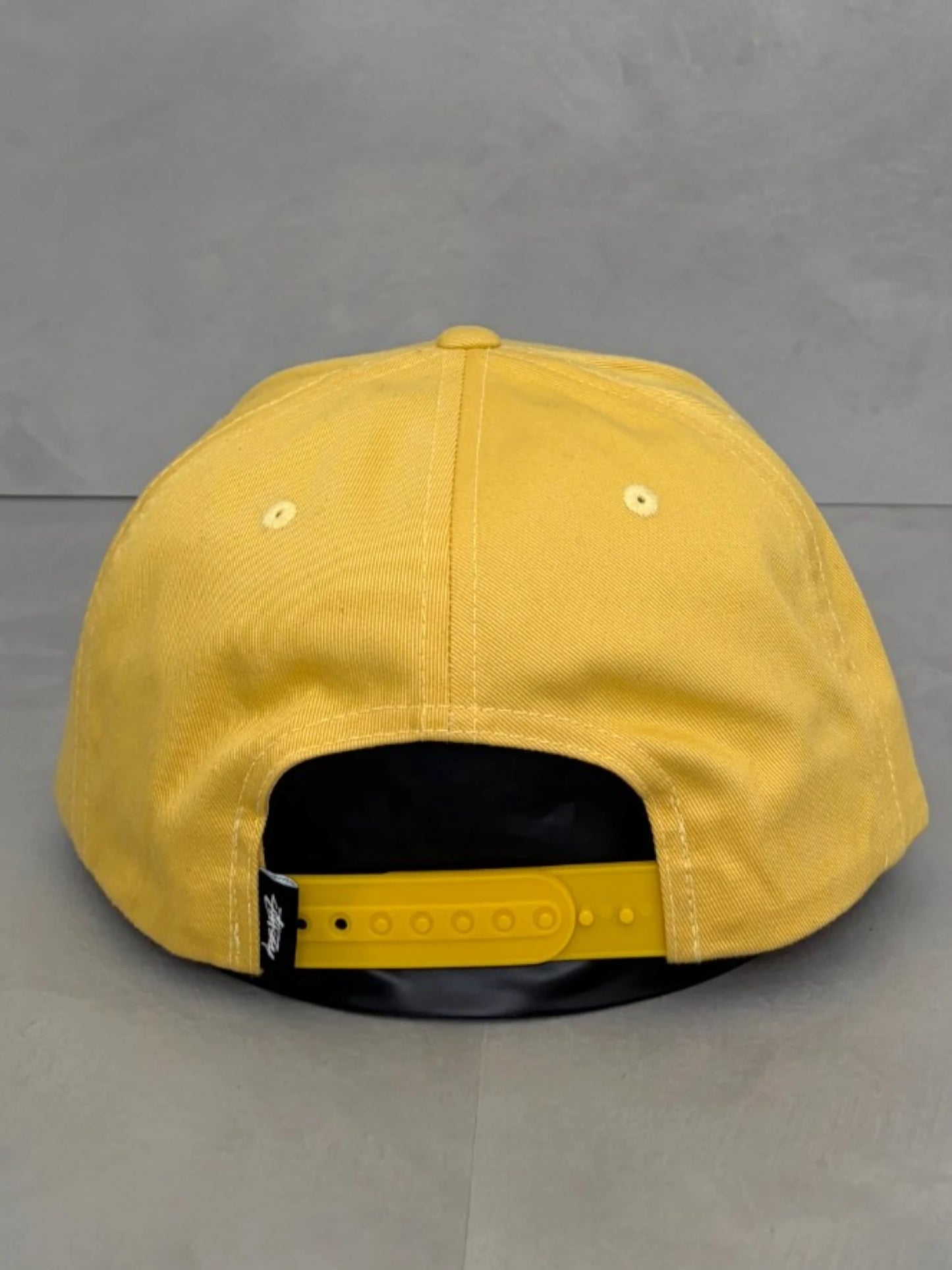 Stussy Classic Logo Snapback yellow