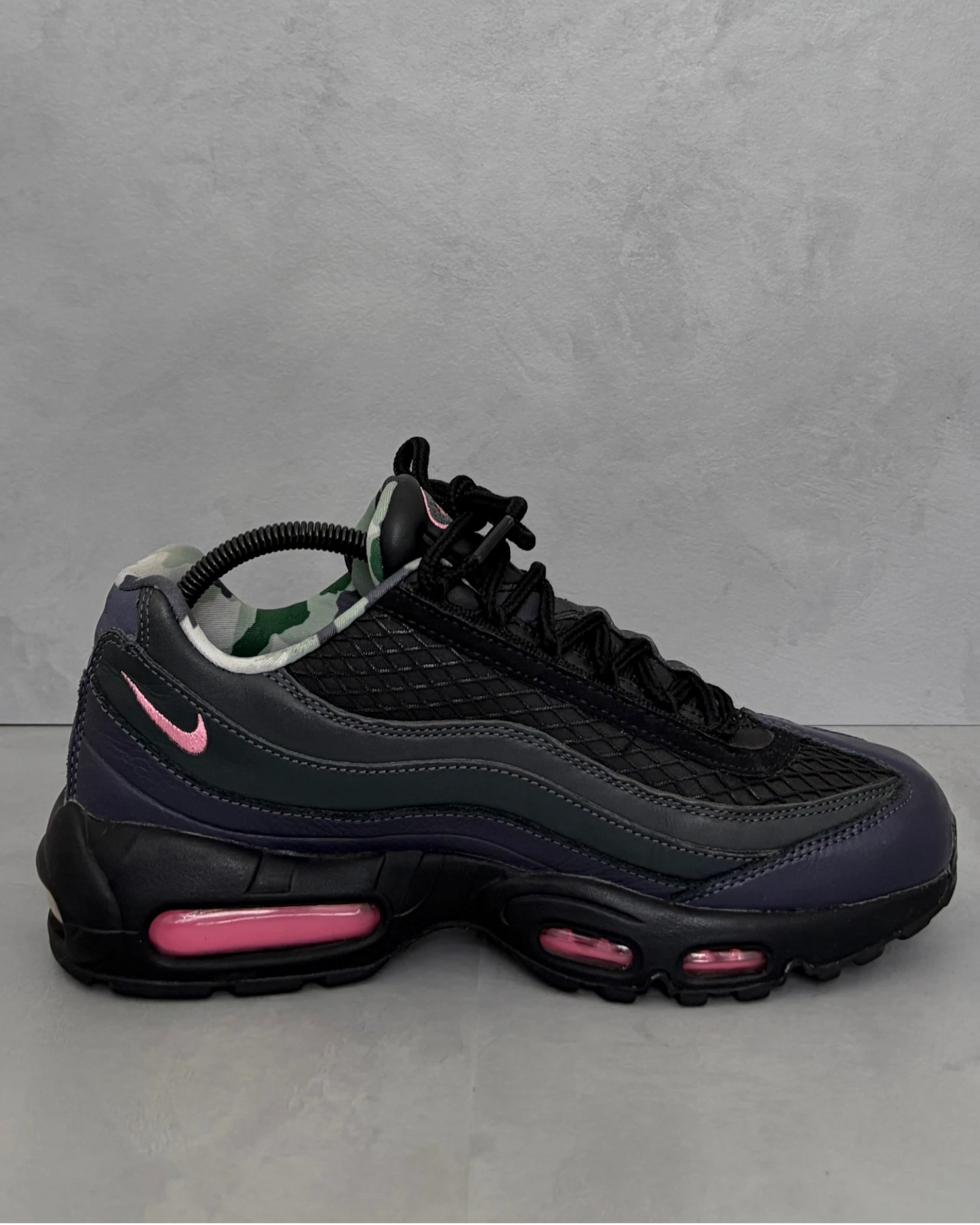 Corteiz X Nike Air Max 95 pink beams – (GRADE A) / UK8.5