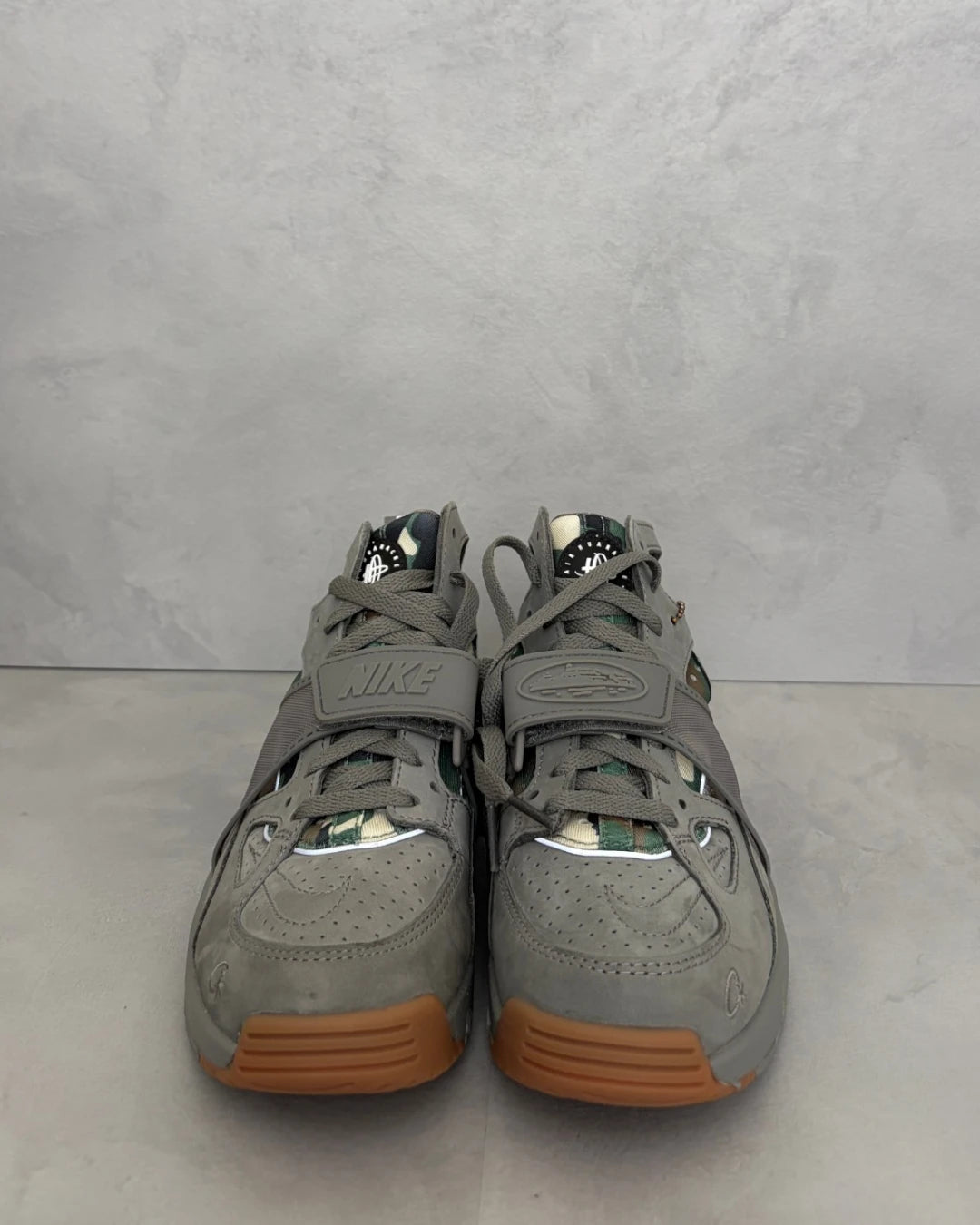Corteiz X Huarache Gully Grey – (NEW) / UK5