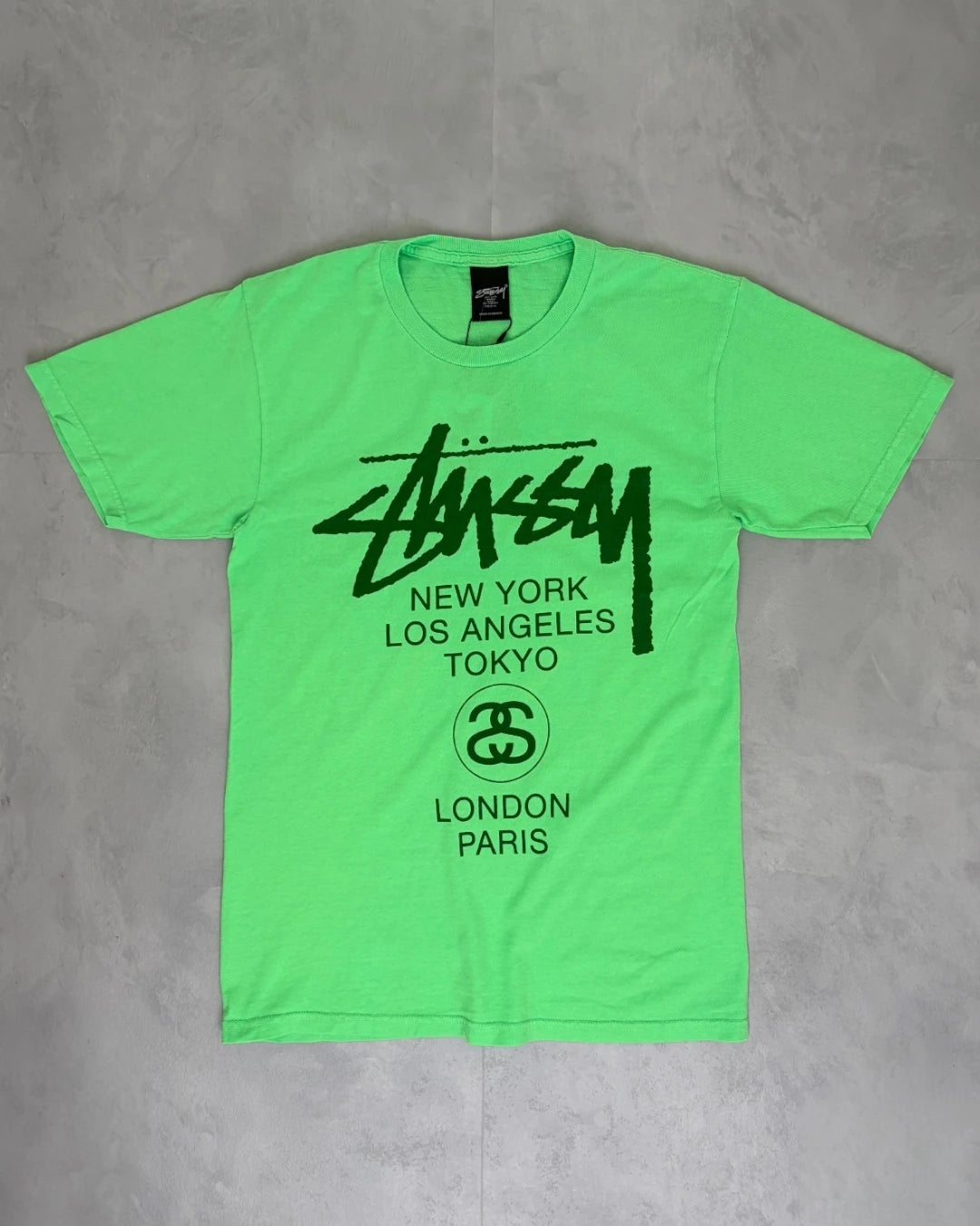 Stussy World Tour T-shirt neon green - S