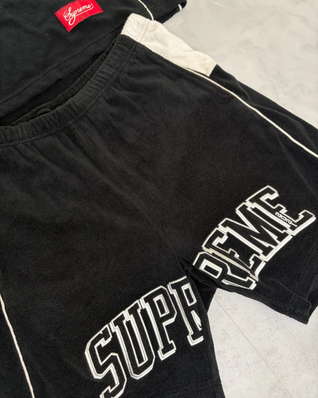 Supreme Towel Jersey – L