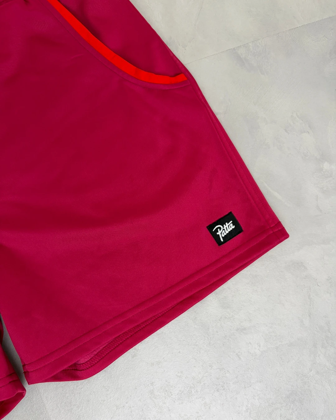 Patta Nylon Shorts pink - L