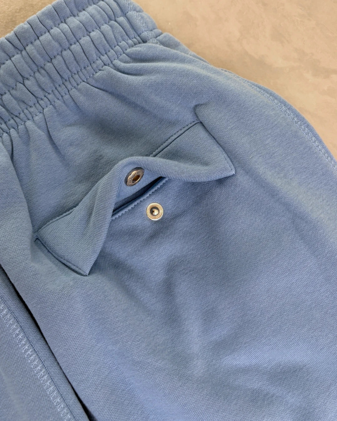 Corteiz Alcatraz Joggers baby blue - M