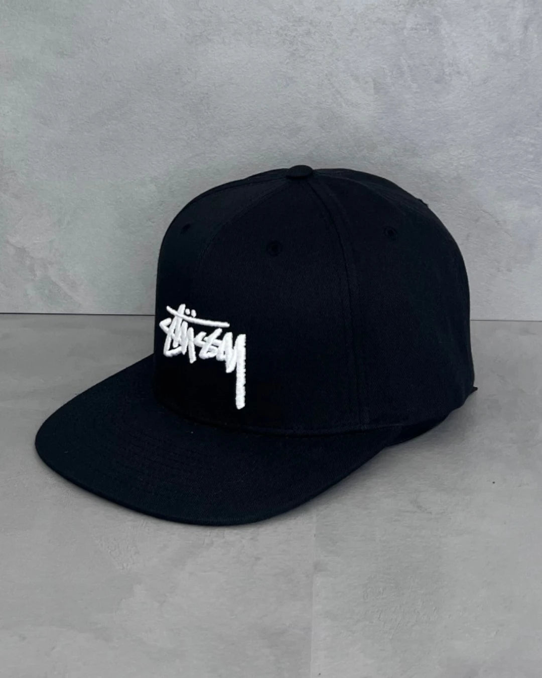 Stussy Classic Logo Snapback black