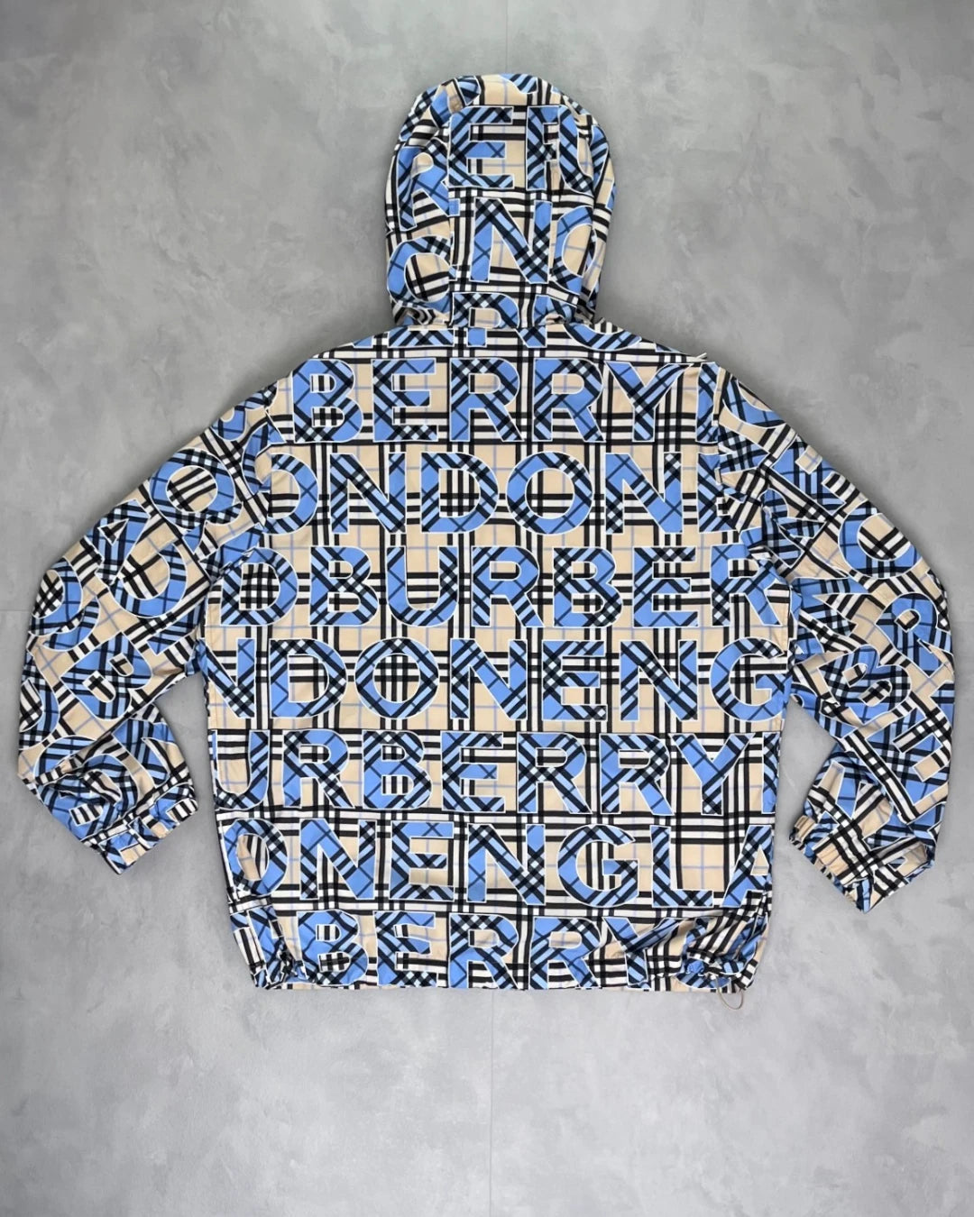 Burberry All Over Windbreaker - XXL