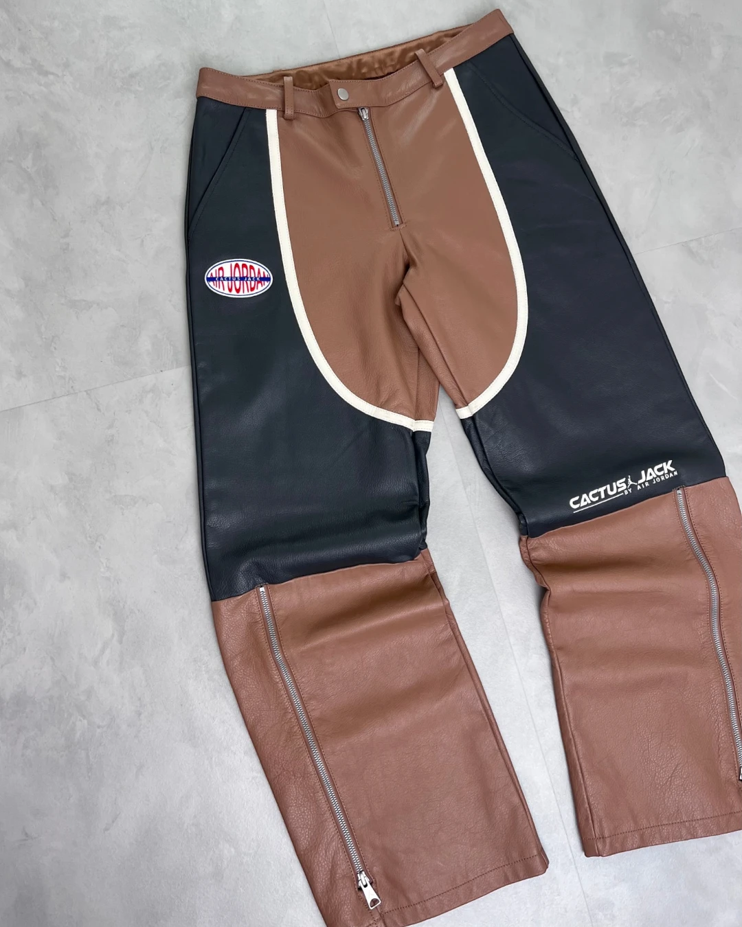 Travis Scott x Jordan Cactus Jack Brown Leather Full Set - L