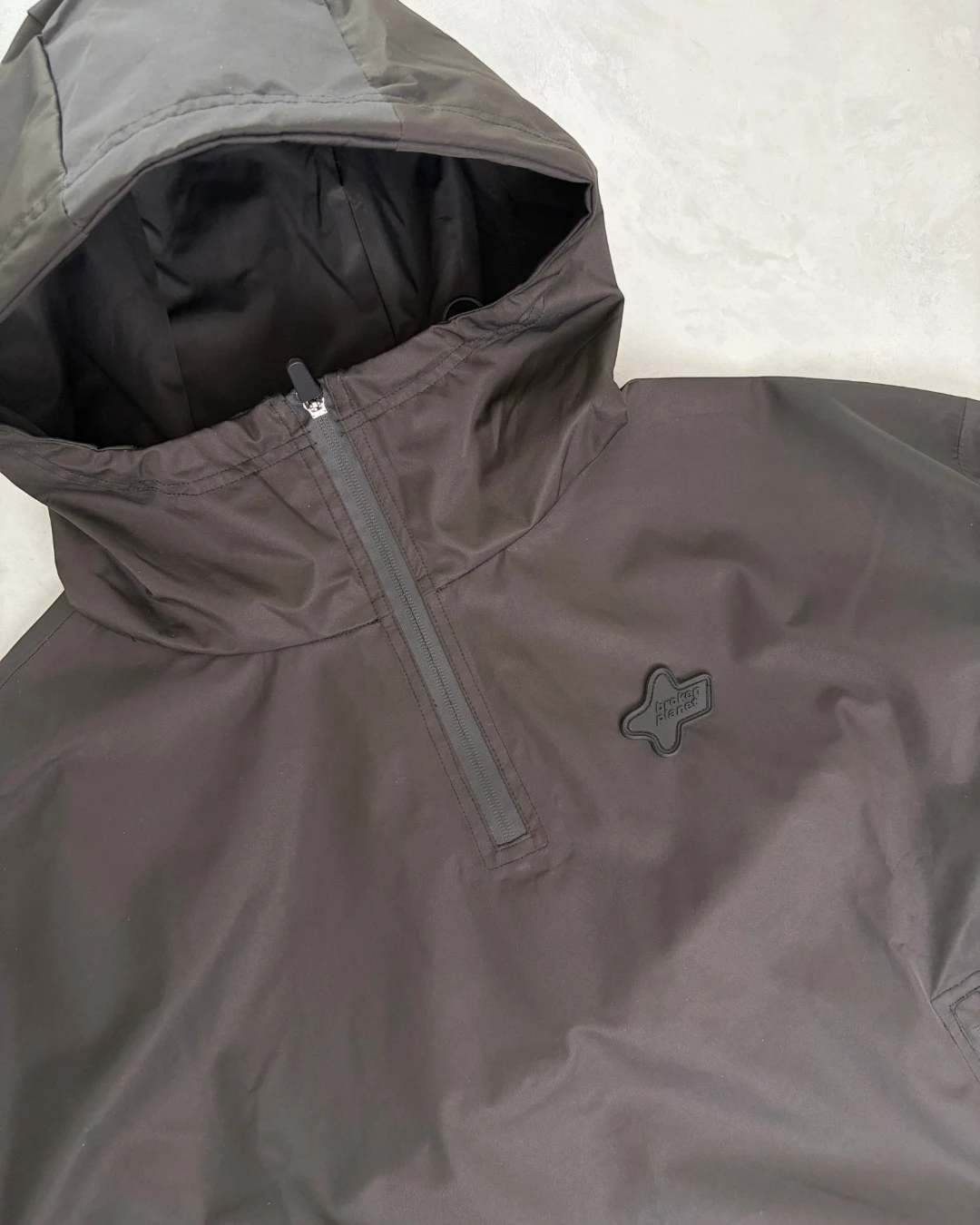 Broken Planet Tech Jacket black – (NEW) / M