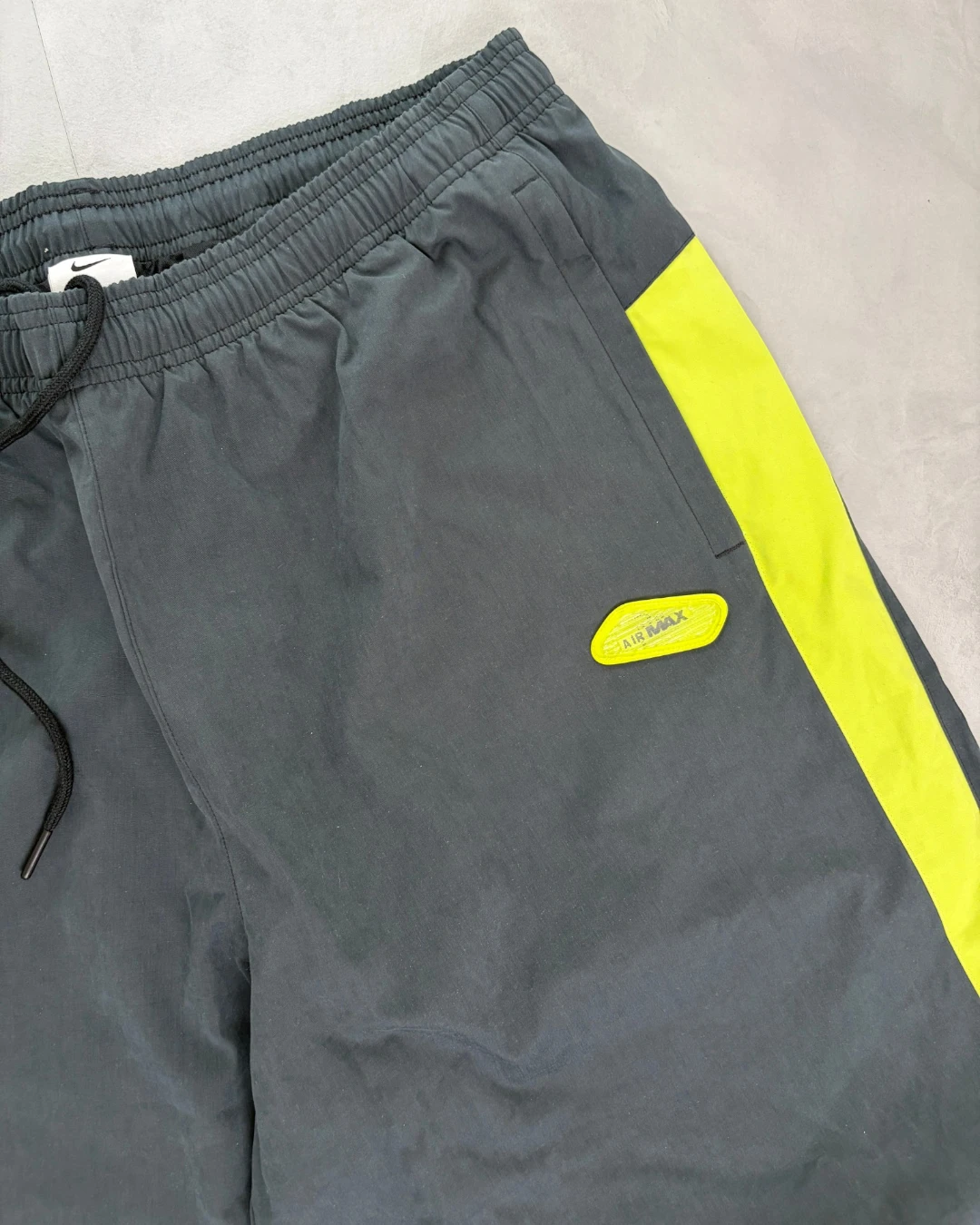 Patta X Nike Track Pants neon / green – (NEW) / L