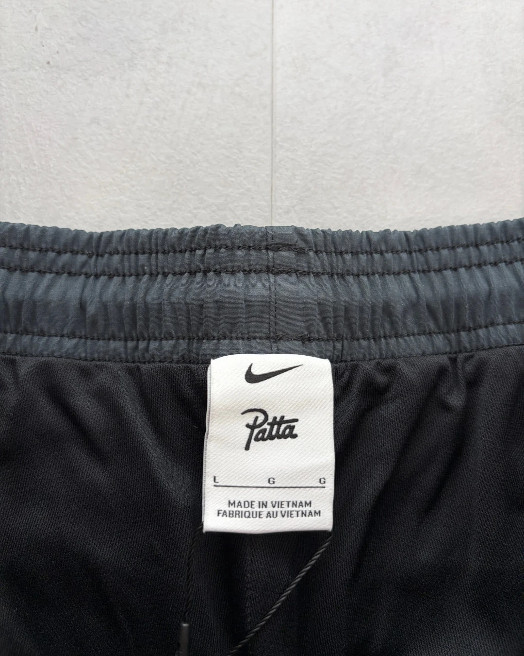 Patta X Nike Track Pants neon / green – (NEW) / L