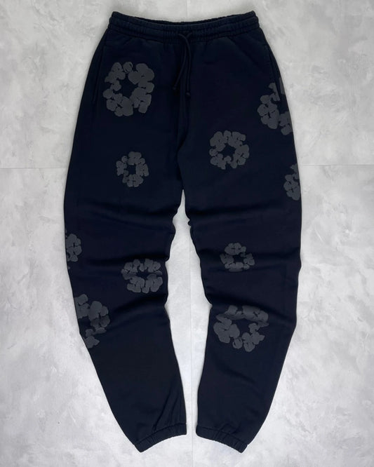 Denim Tears Mono Cotton Wreath Bottoms black on black - M