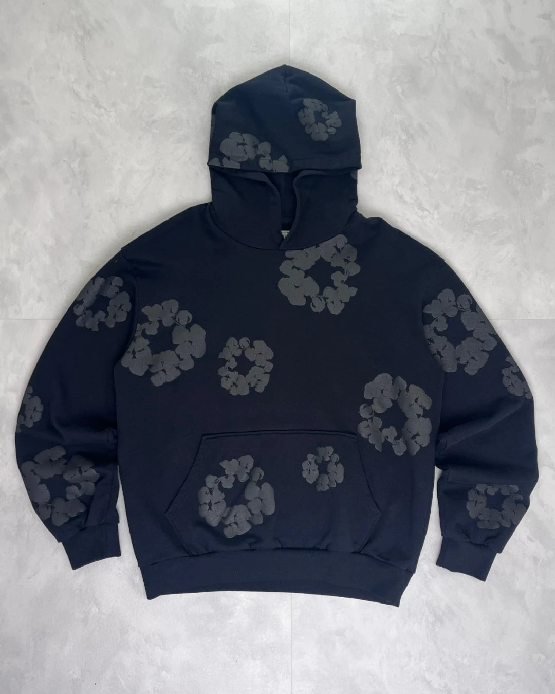 Denim Tears Mono Cotton Wreath Hoodie black on black - M