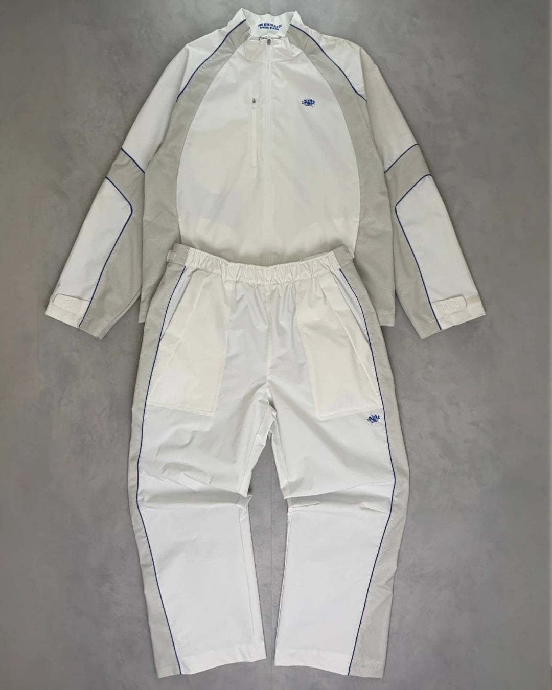 SynaWorld Motor Tracksuit white – XXL