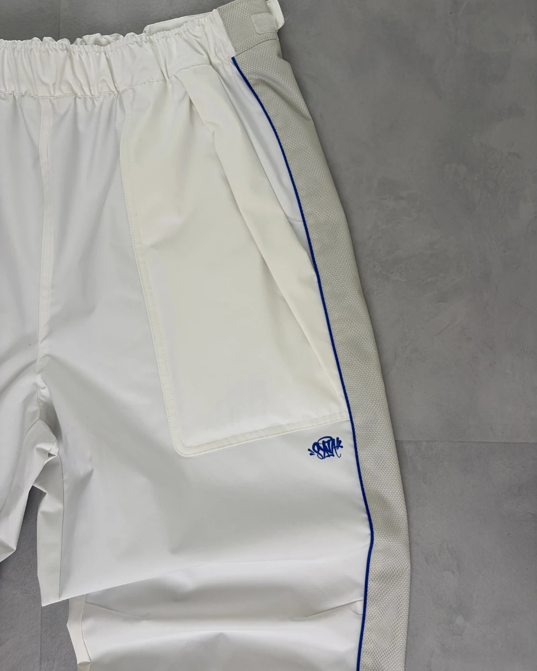SynaWorld Motor Tracksuit white – XXL