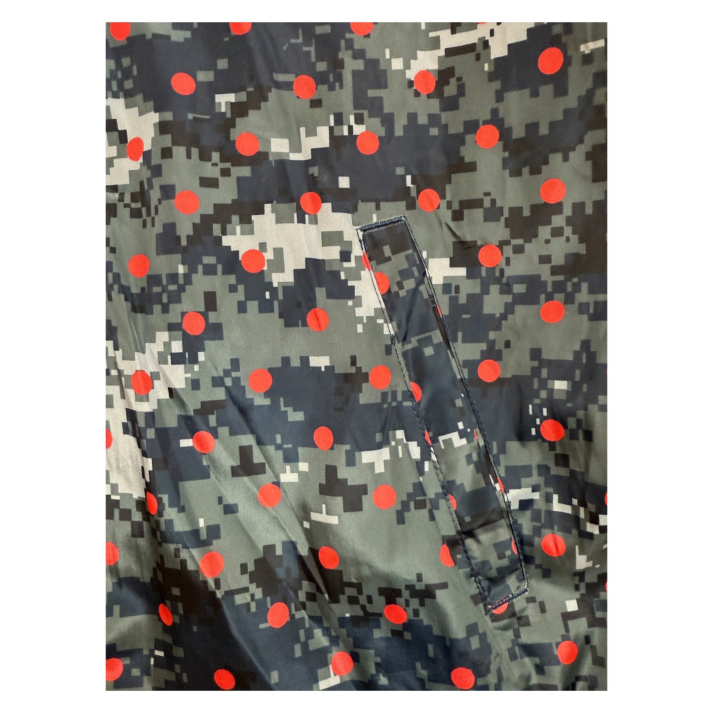 Supreme X CDG Digital Camo Coach Jacket - M / M
