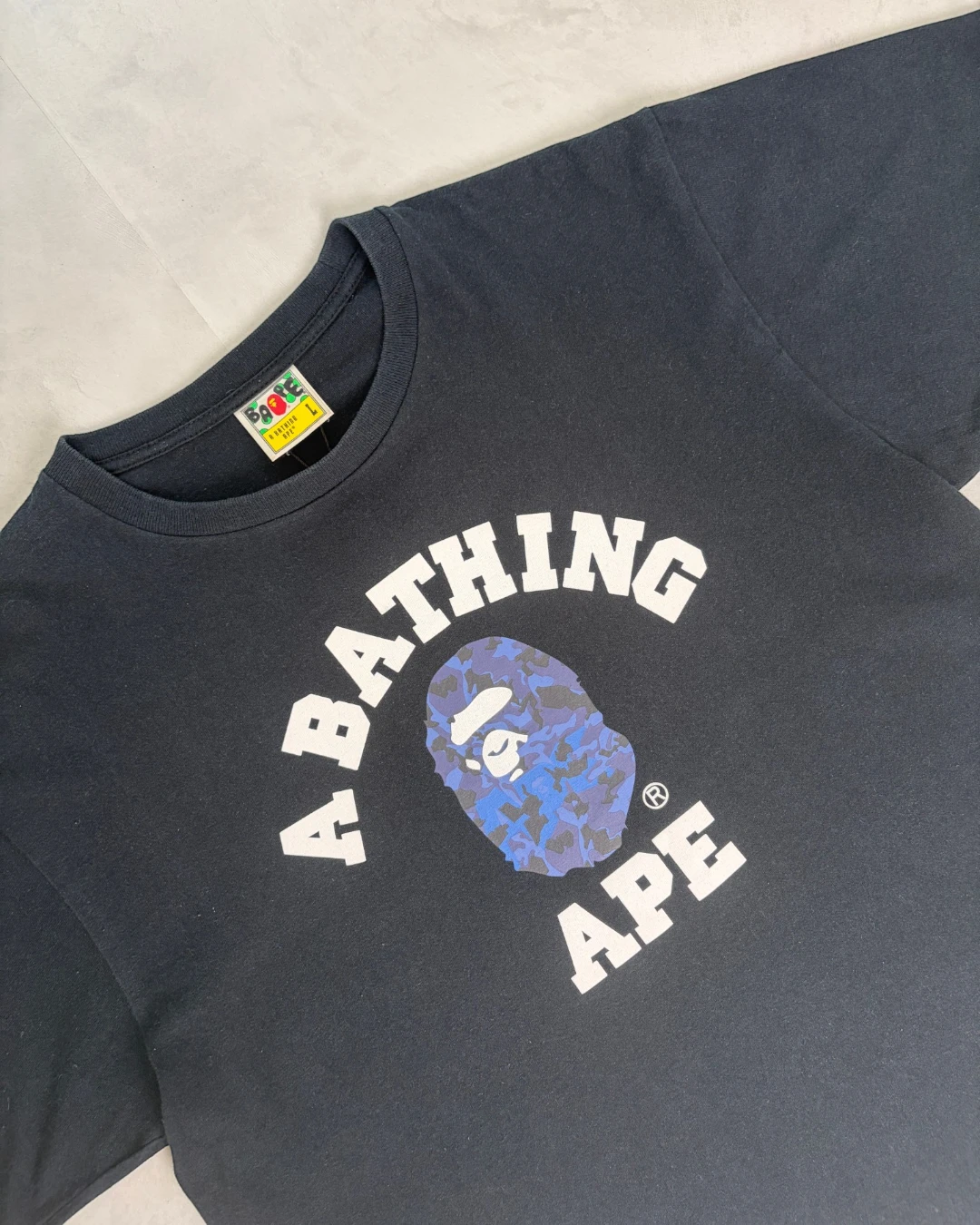 Bape Bathing Ape Classic Camo Logo navy T Shirt black - L