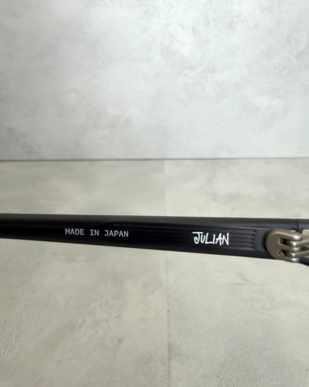 Stussy Julian Sunglasses Frost black / polarized black Lens – OS