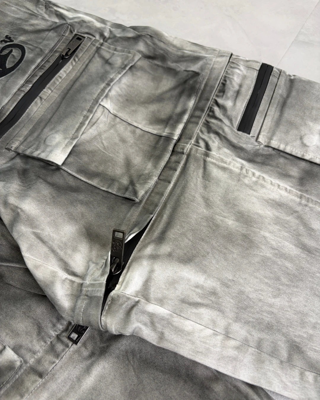 Corvidae X Ditch Convertable Cargo Pants grey